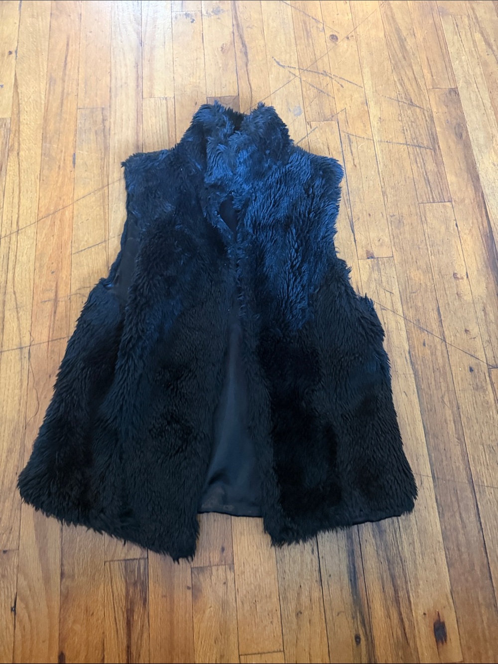 Women's Black Faux Fur Vest - Stylish Layering Piece